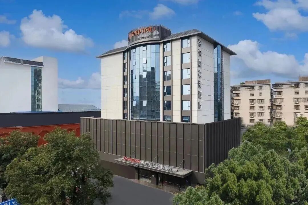 白云区四星旅店_广州山庄旅舍四星评定_广州三元里附件的酒店