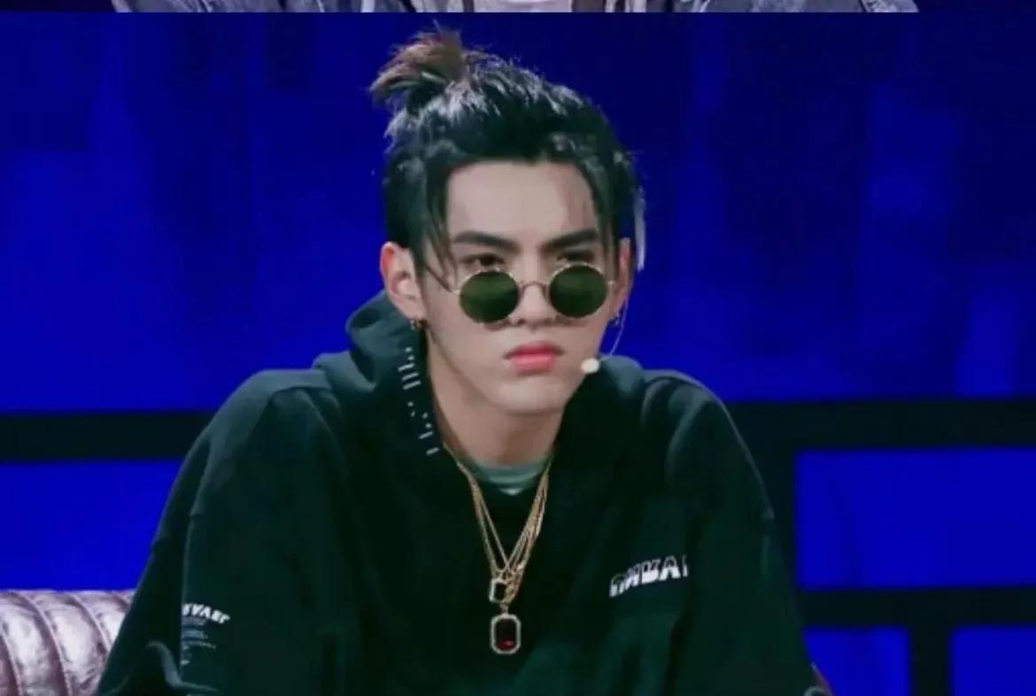 吴亦凡强奸案_吴亦凡偷逃税6亿_吴亦凡以前是exo成员