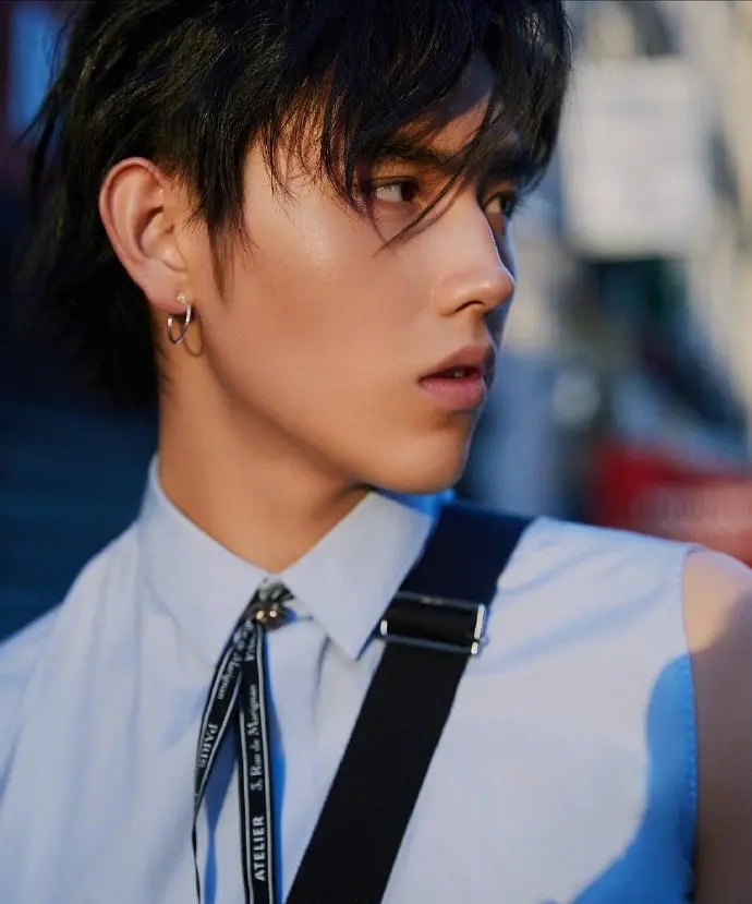 吴亦凡时尚代言_吴亦凡电影资源_吴亦凡以前是exo成员